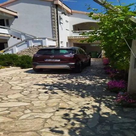 Apartament Barbara Vir